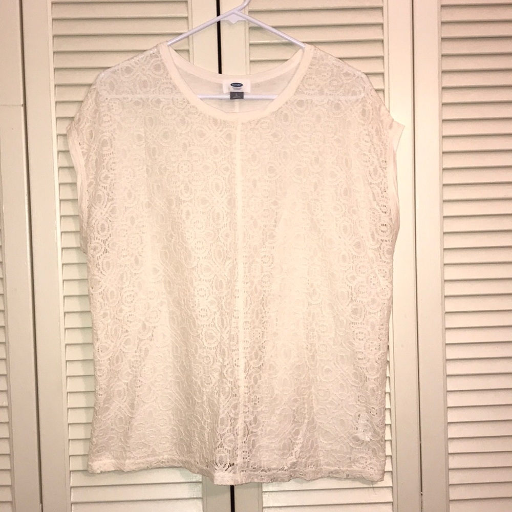 Women’s Old Navy Blouse Size Large.